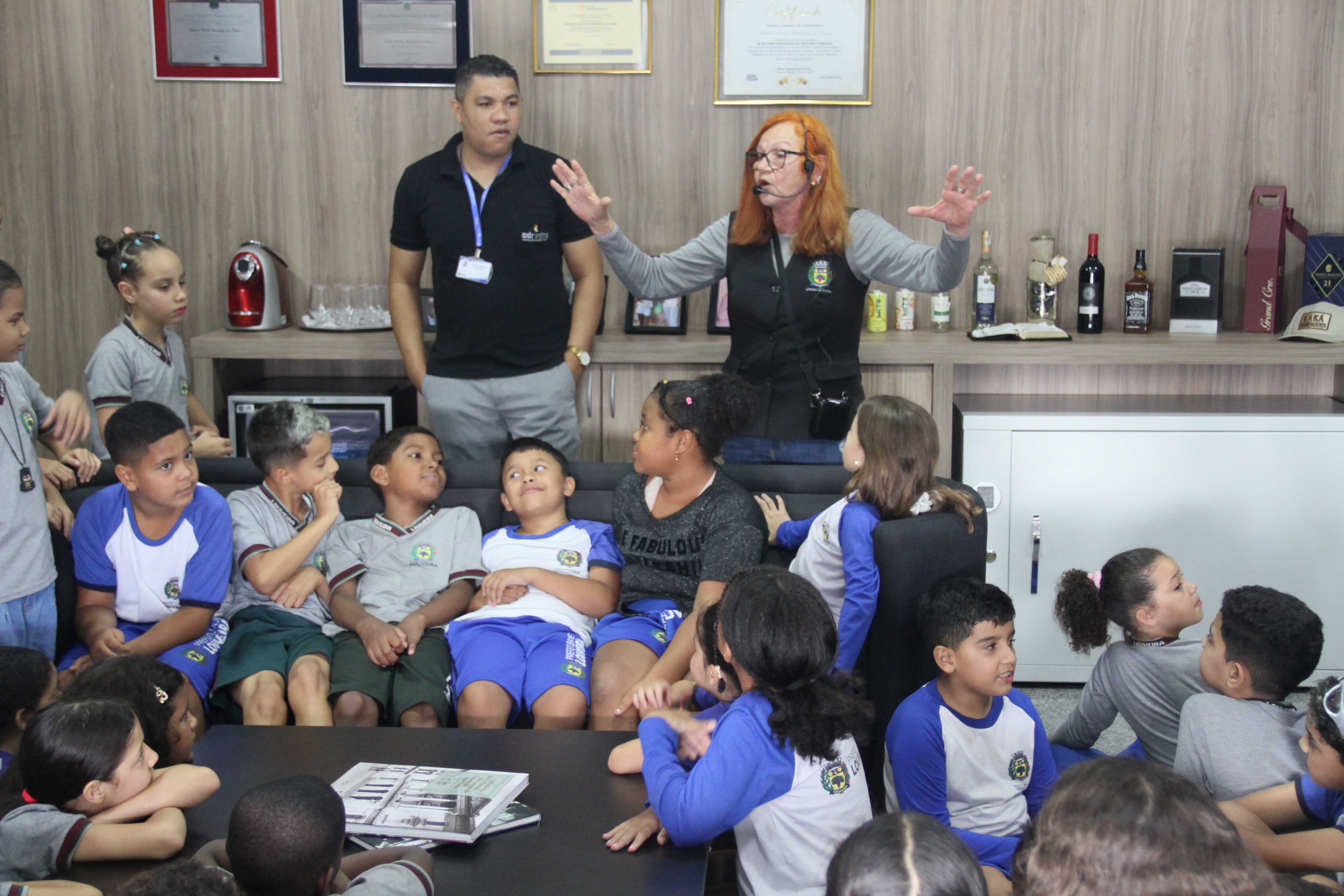  Conhecendo a Câmara recebe alunos da Frederico Pagotto
