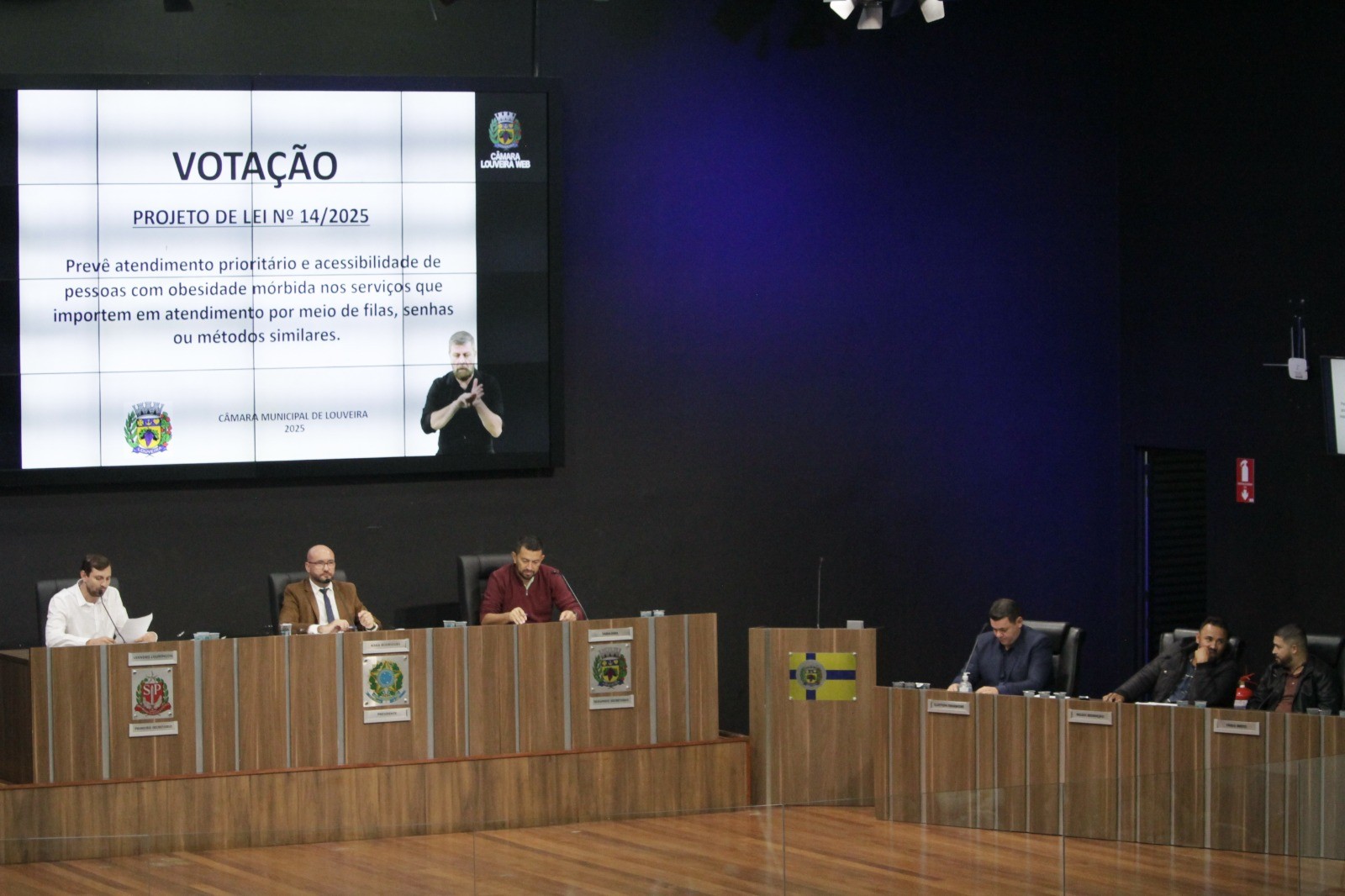 Lei garante prioridade de atendimento a quem tem obesidade mórbida