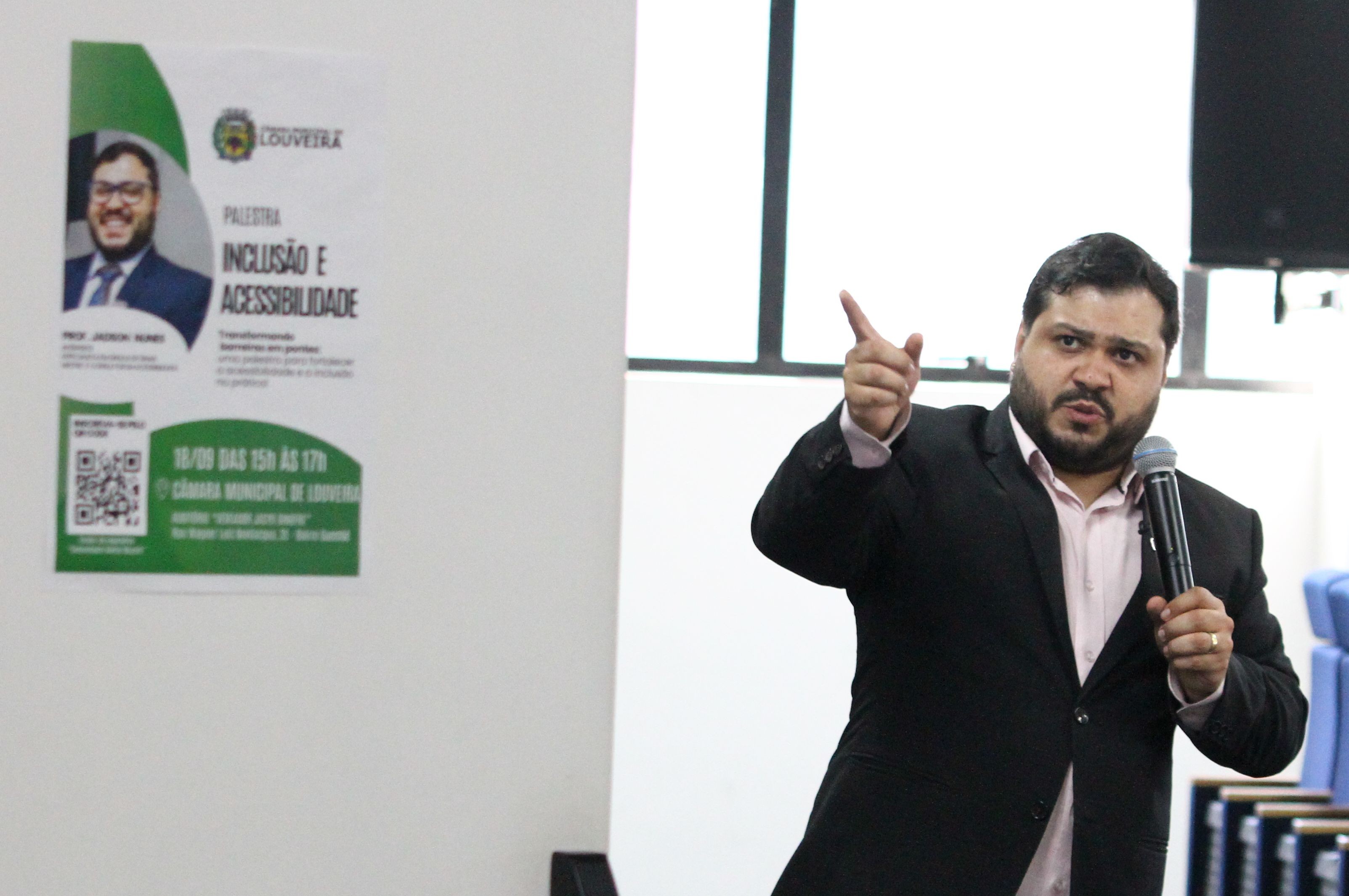 Palestra combate preconceito sobre acessibilidade 