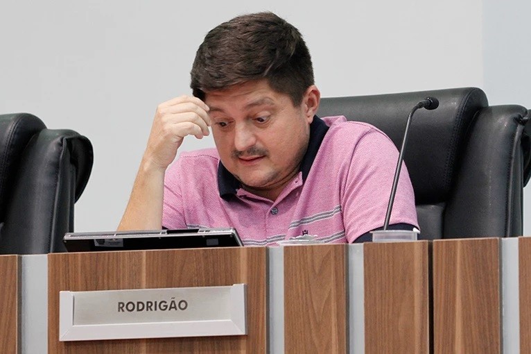 Projeto que permitia bloqueadores de ar na rede de água é arquivado