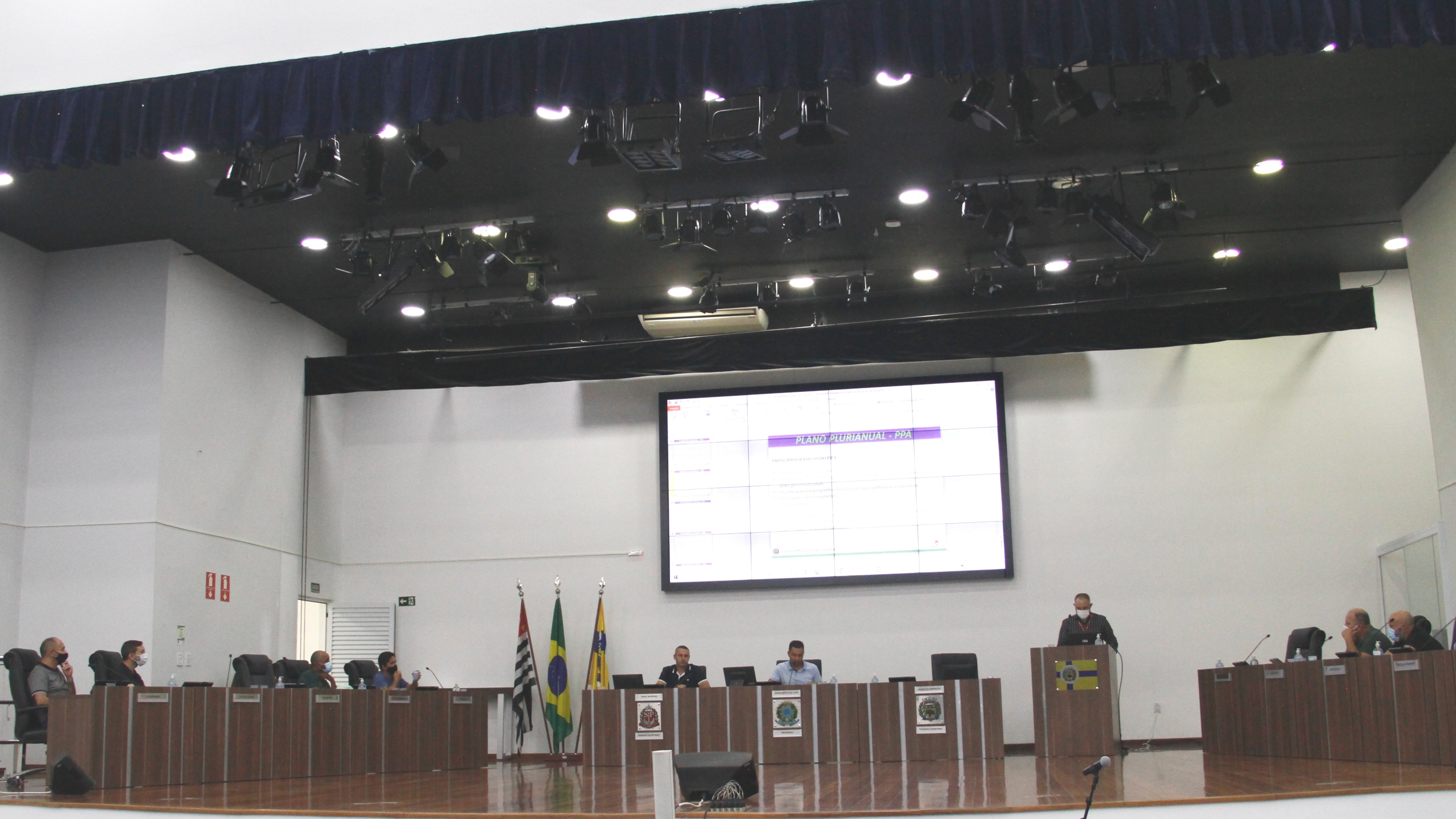 Câmara realiza audiências para discutir PPA e orçamento de Louveira