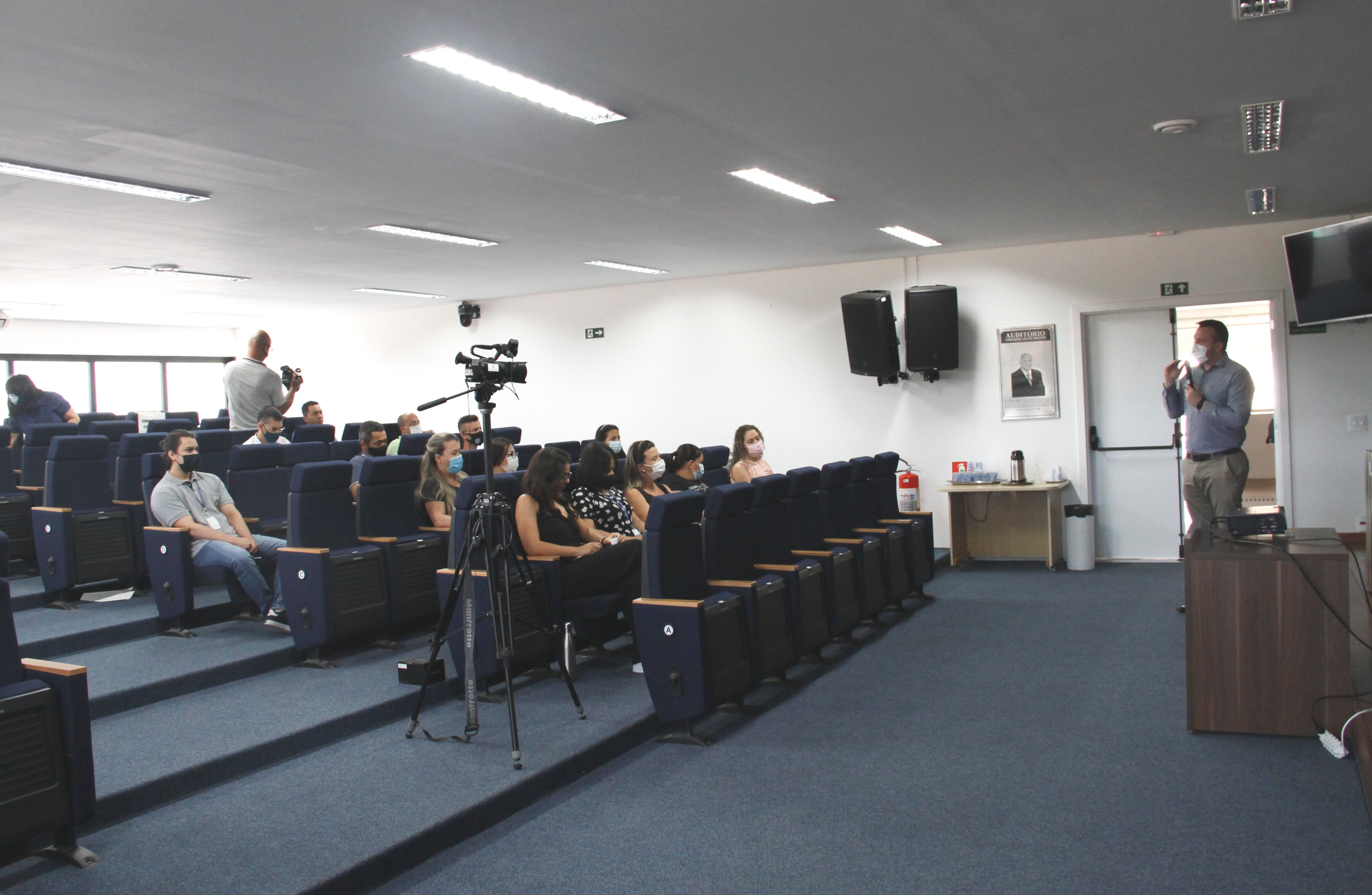 Empresa faz treinamento de plataforma para servidores da Câmara