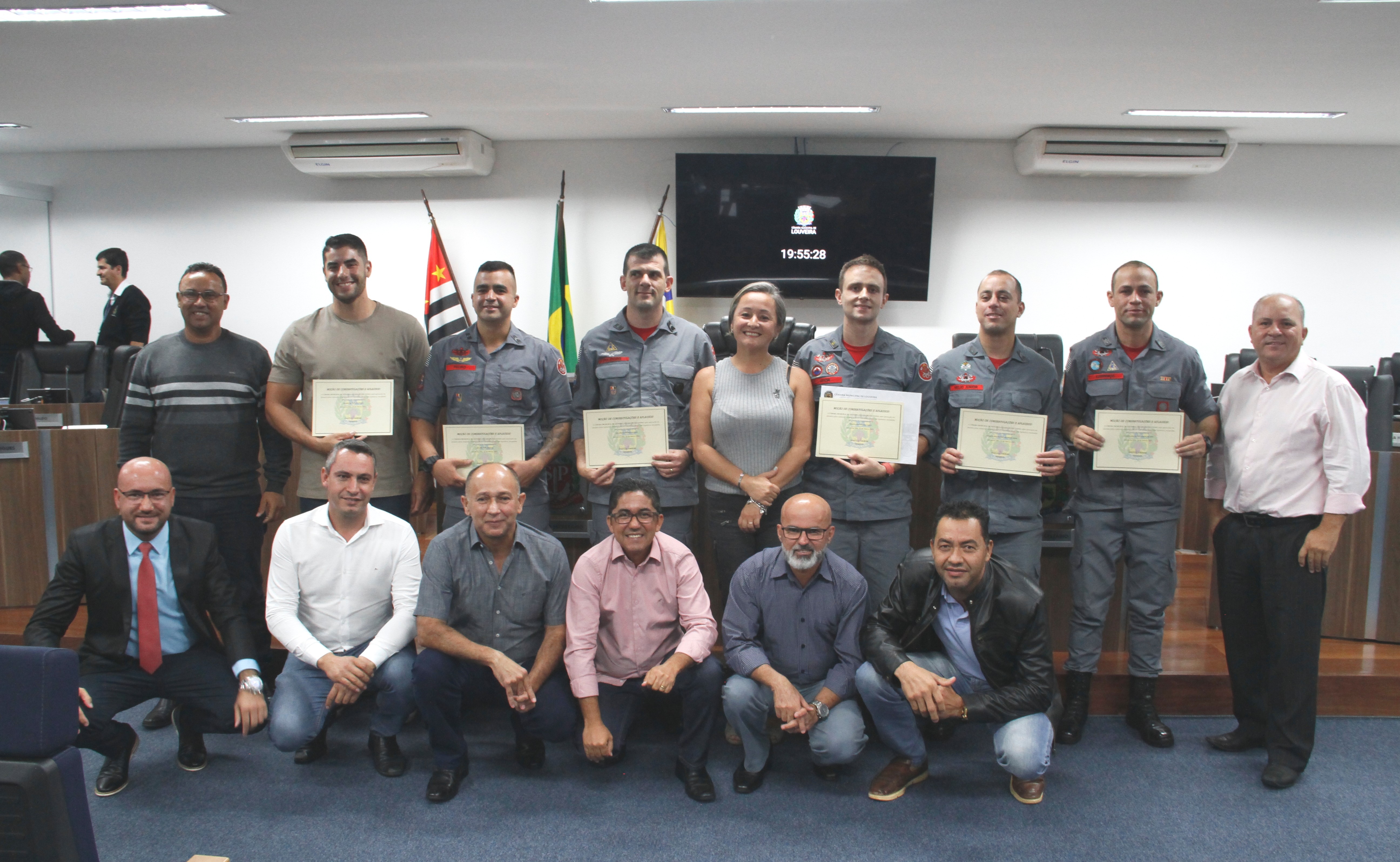 Bombeiros de Vinhedo recebem moção de congratulações