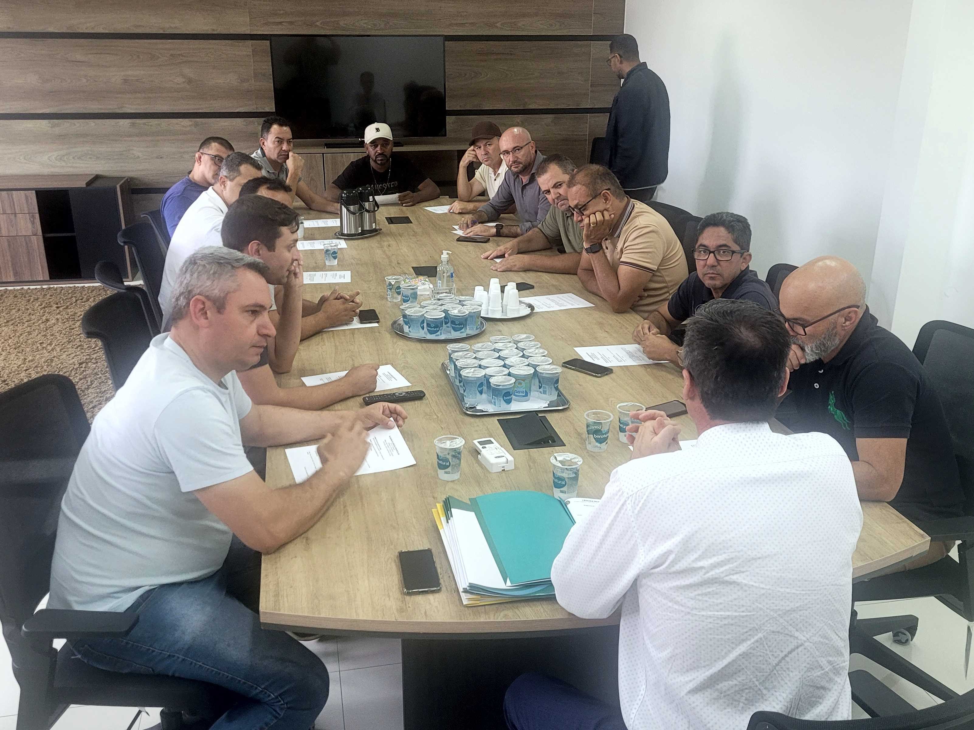 Câmara realiza 12º Reunião de Comissões Permanentes