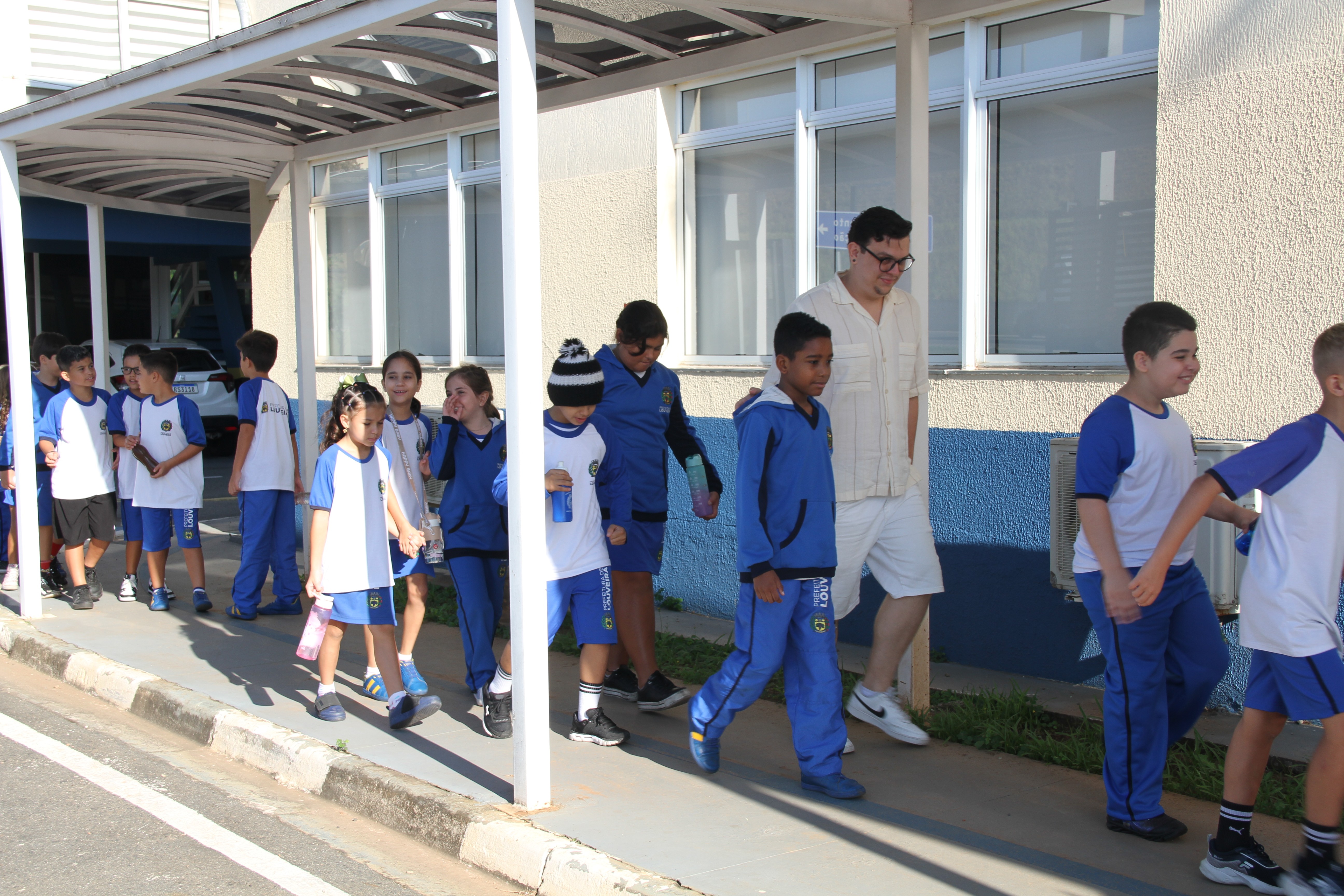 Louveira retoma atividades do programa Conhecendo a Câmara